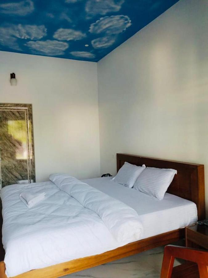 The Lavender Resort Waynad Vaduvanchal Экстерьер фото